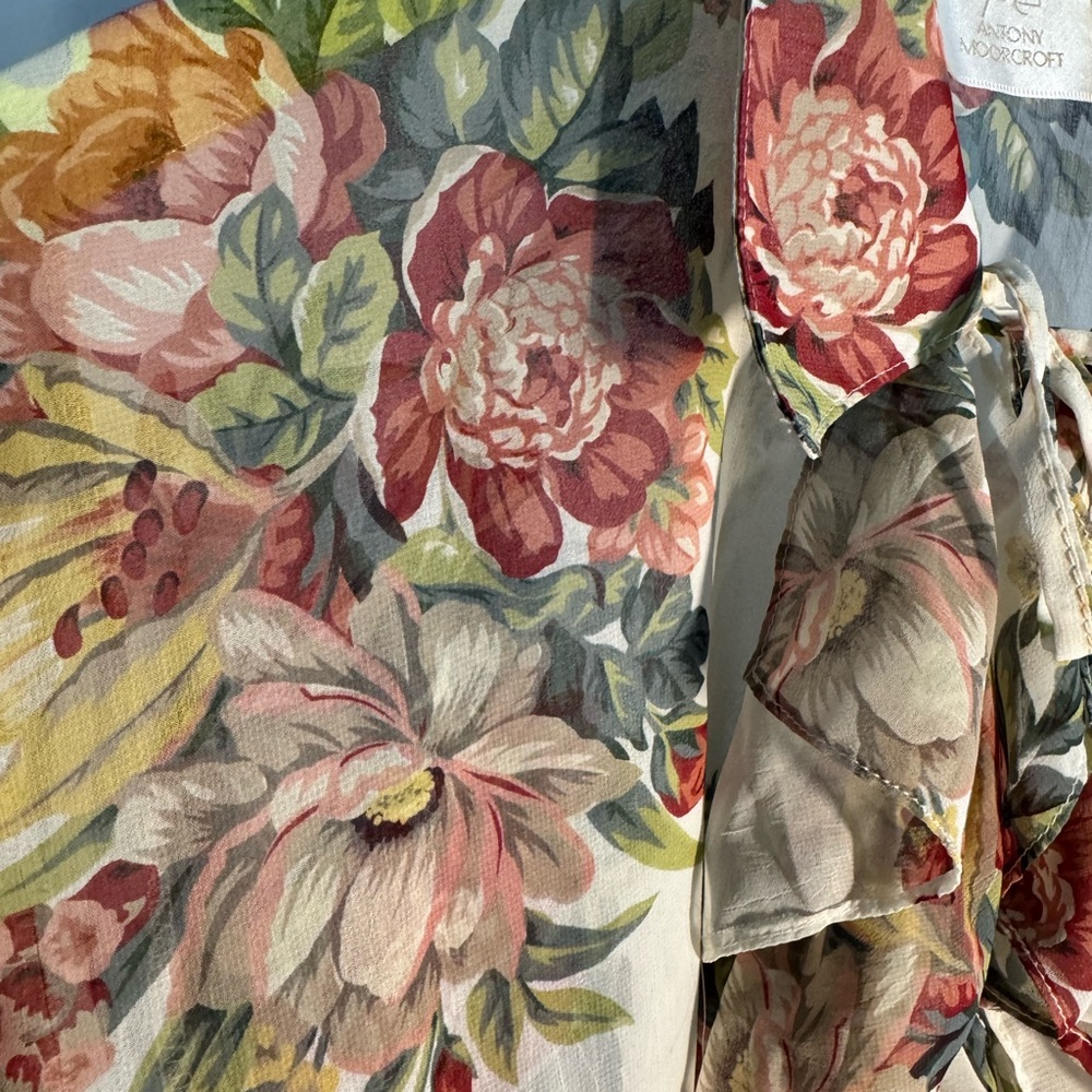 VINTAGE Floral Ruffle Blouse - Picture 5 of 7